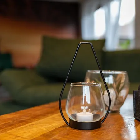 Apartment Haus Martina Im Herzen Der Rhön - 3 Einzelbuchbare Moderne Für 2-8 Personen, Terrasse, Balkon, Garten, Und E-bike Keller, Lounge, Freies Wlan, Familienfreundlich Poppenhausen