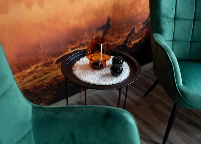 Haus Martina Im Herzen Der Rhoen - 3 Einzelbuchbare Moderne Fuer 2-8 Personen, Terrasse, Balkon, Garten, Und E-bike Keller, Lounge, Freies Wlan, Familienfreundlich