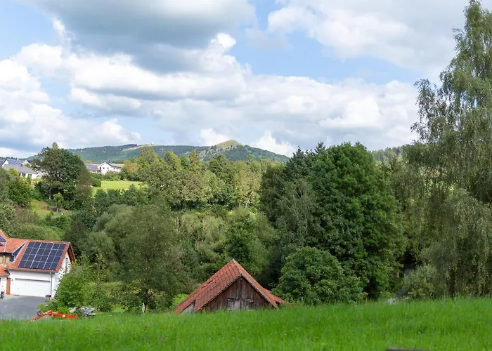 Διαμέρισμα Haus Martina Im Herzen Der Rhoen - 3 Einzelbuchbare Moderne Fuer 2-8 Personen, Terrasse, Balkon, Garten, Und E-bike Keller, Lounge, Freies Wlan, Familienfreundlich *